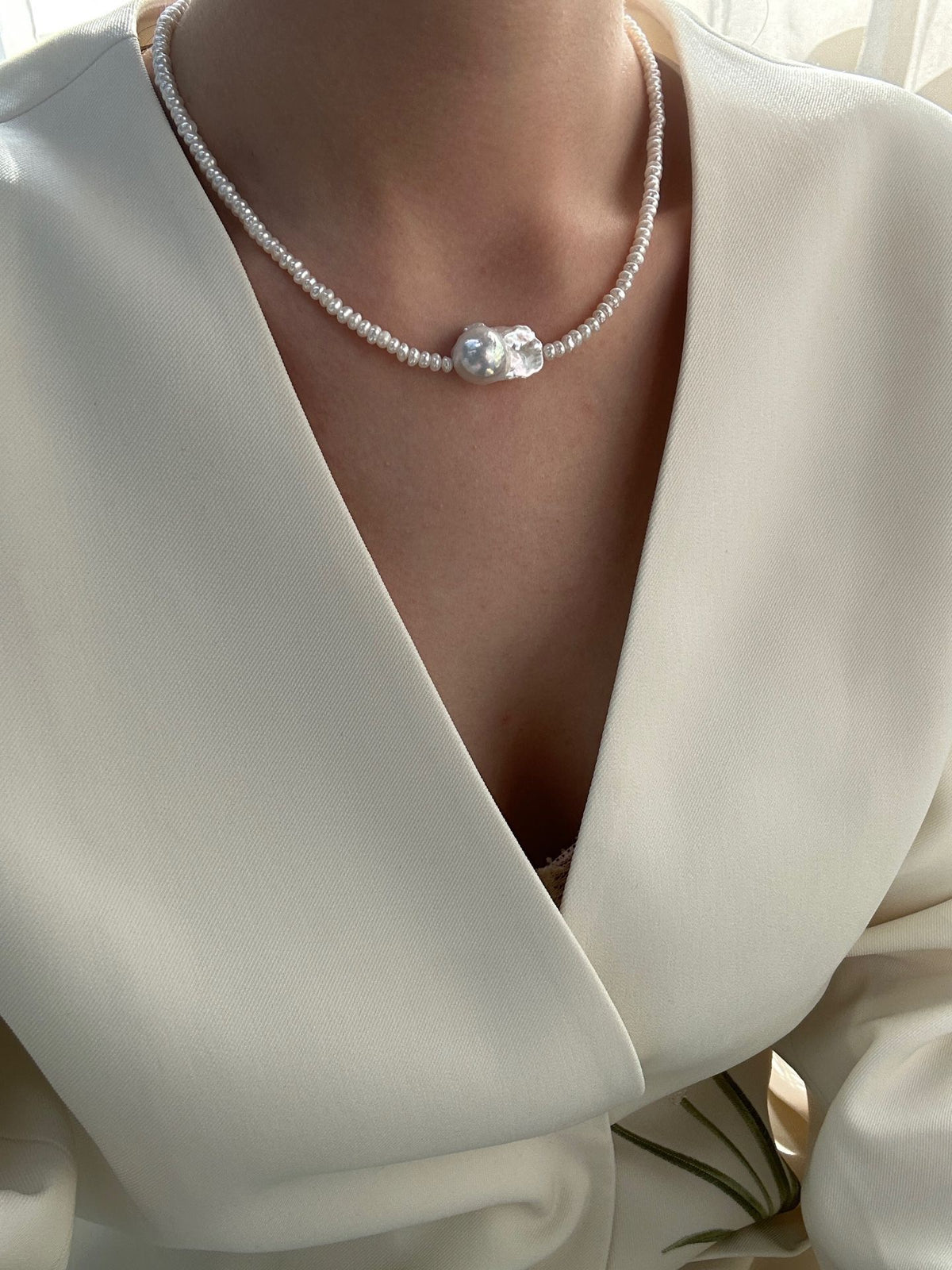 Baroque Pearl Beaded Necklace | JUDI