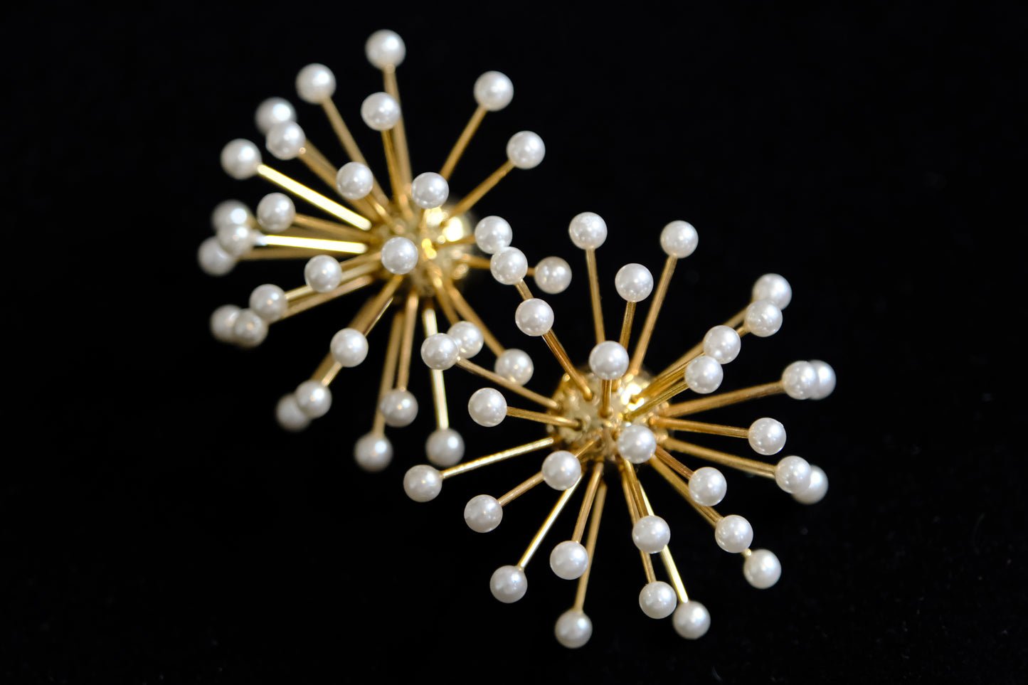 The DUOs Iconic Fireworks Pearly Earrings