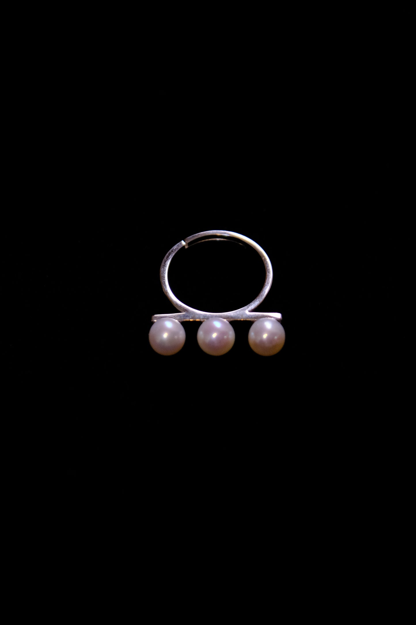 Broadway 3 Freshwater Pearls Flexible Sterling Silver Ring