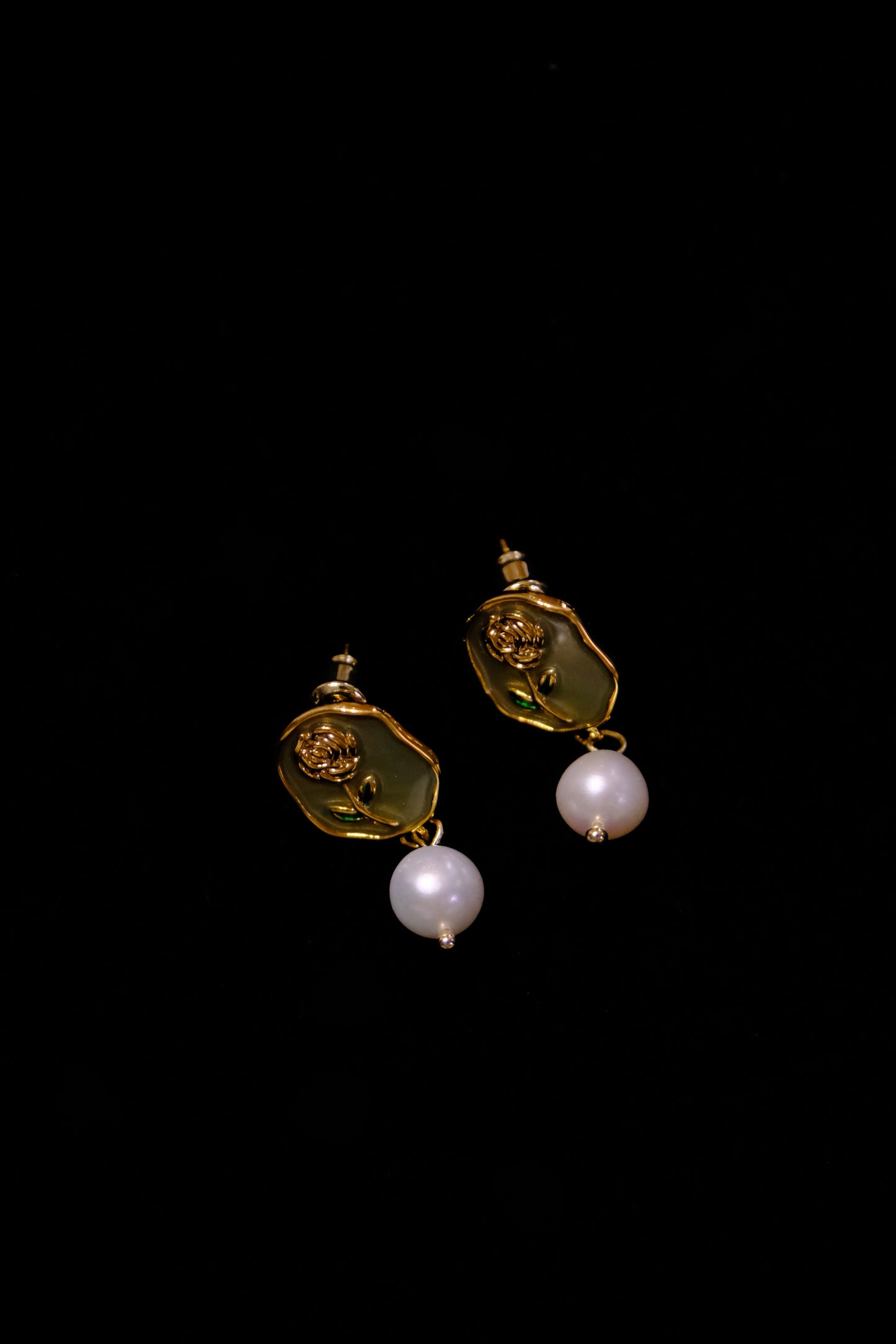 Tuscany Oil Painting with Real Pearl 18K Golden Green Earrings